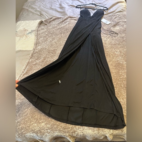 Hello Molly ‘Dear Emilia’ Black Sparkle Maxi, Built-in Cups, NWT, Size XS - Picture 11 of 16